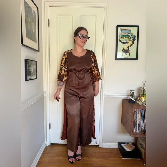 70s Vintage Leisure Lovers Jumpsuit w Attached Leopard Cape Sz M - Picture 2 of 12